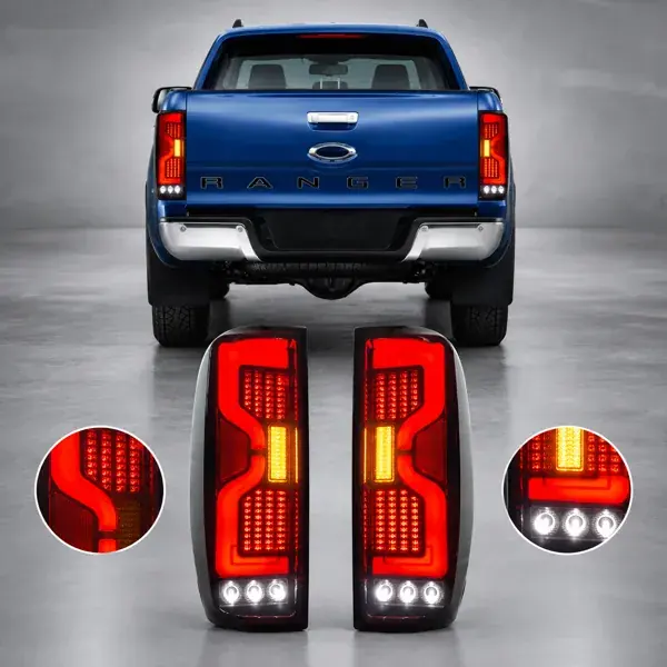 Lanterna Ford Ranger 2013 a 2022 LED Fumê Emotion