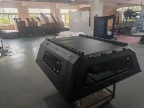 Canopy Toyota Hilux Cabine Dupla 2023+ Aço e Vidro