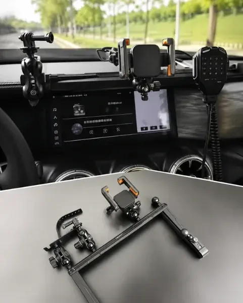 Suporte de Celular para Painel GWM Tank 300 2025+