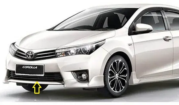 Aplique do Parachoque Dianteiro Toyota Corolla 2015 a 2016 Friso Cromado