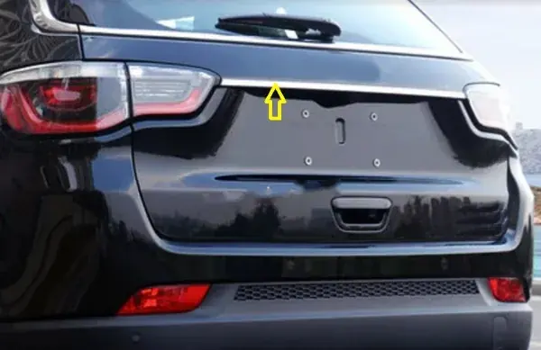 Aplique da Tampa do Porta-Malas Jeep Compass 2017+ Cromado